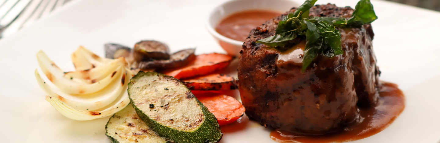 17227563837675_diningoption3