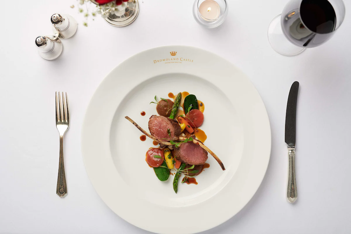 DROMOLAND CASTLE - RESTAURANT (2)