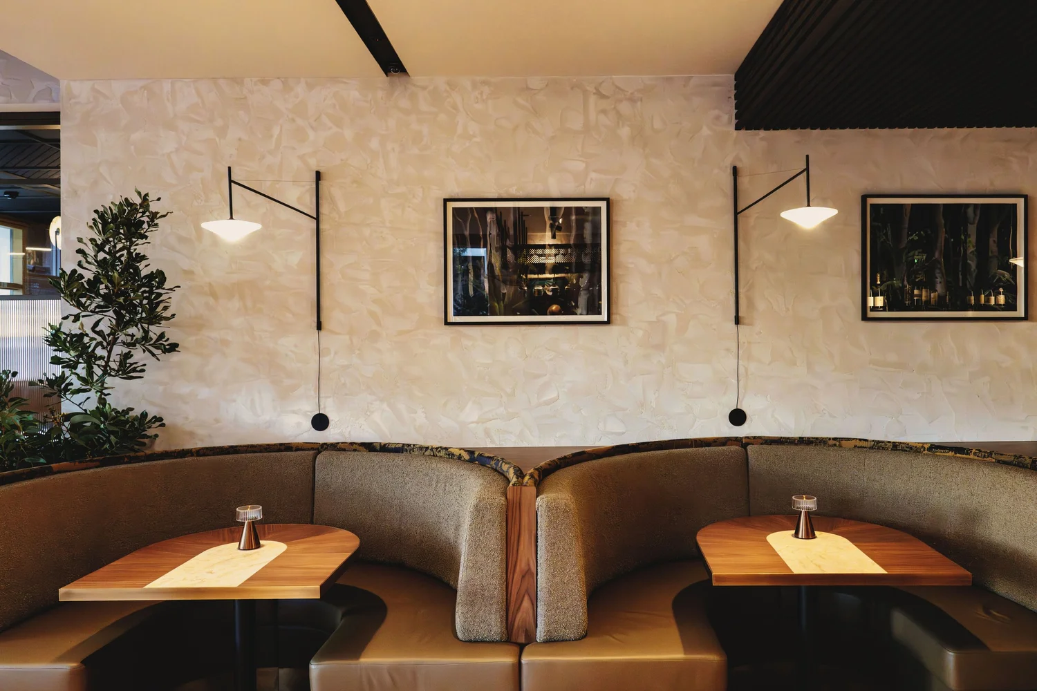 THE+GRAND+NATIONAL+AUG-021